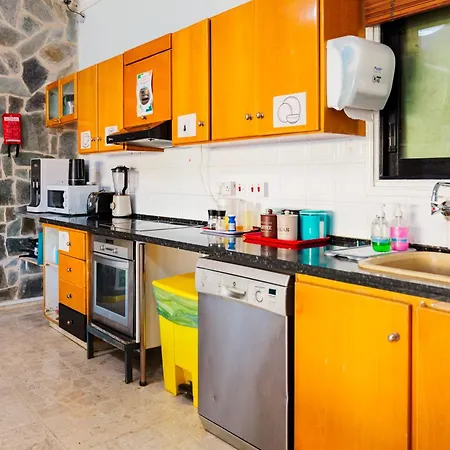 House Of Nissus * Ajía Nápa