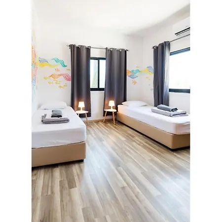 Hostel House Of Nissus *