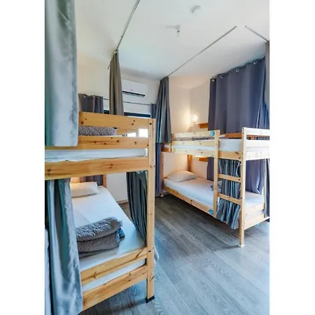 Hostel House Of Nissus *