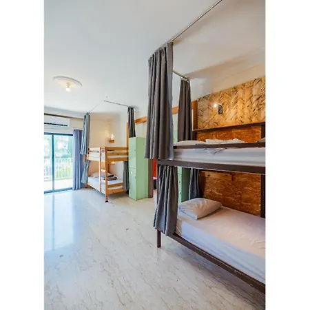 House Of Nissus * Ajía Nápa