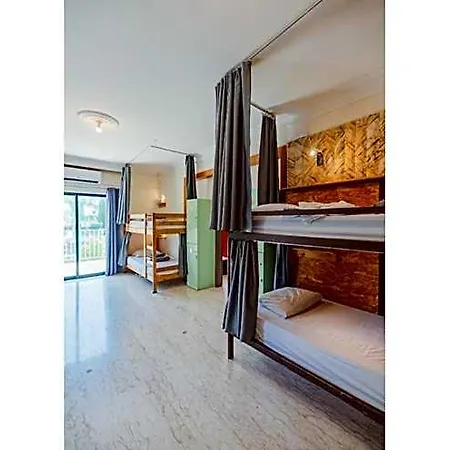 House Of Nissus Hostel Ayia Napa