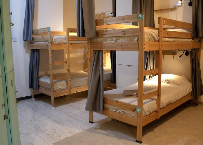 House Of Nissus Hostel