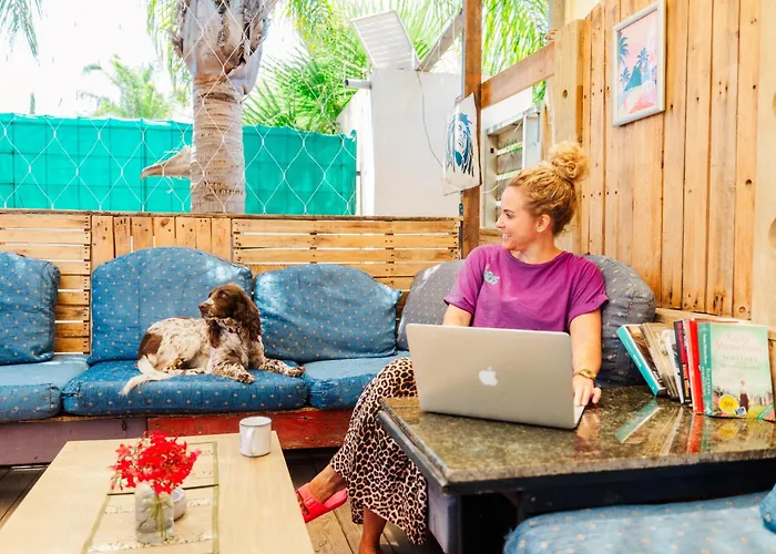 House Of Nissus Hostal *