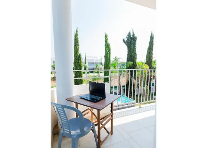 Hostal House Of Nissus